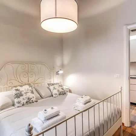 Vicolo Leopardo Trastevere Apartment Rome