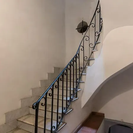 Apartment Vicolo Leopardo Trastevere *